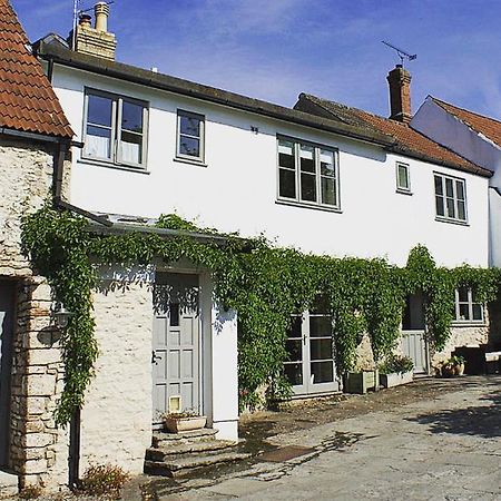 Westbury Cross House Bed & Breakfast Exterior photo