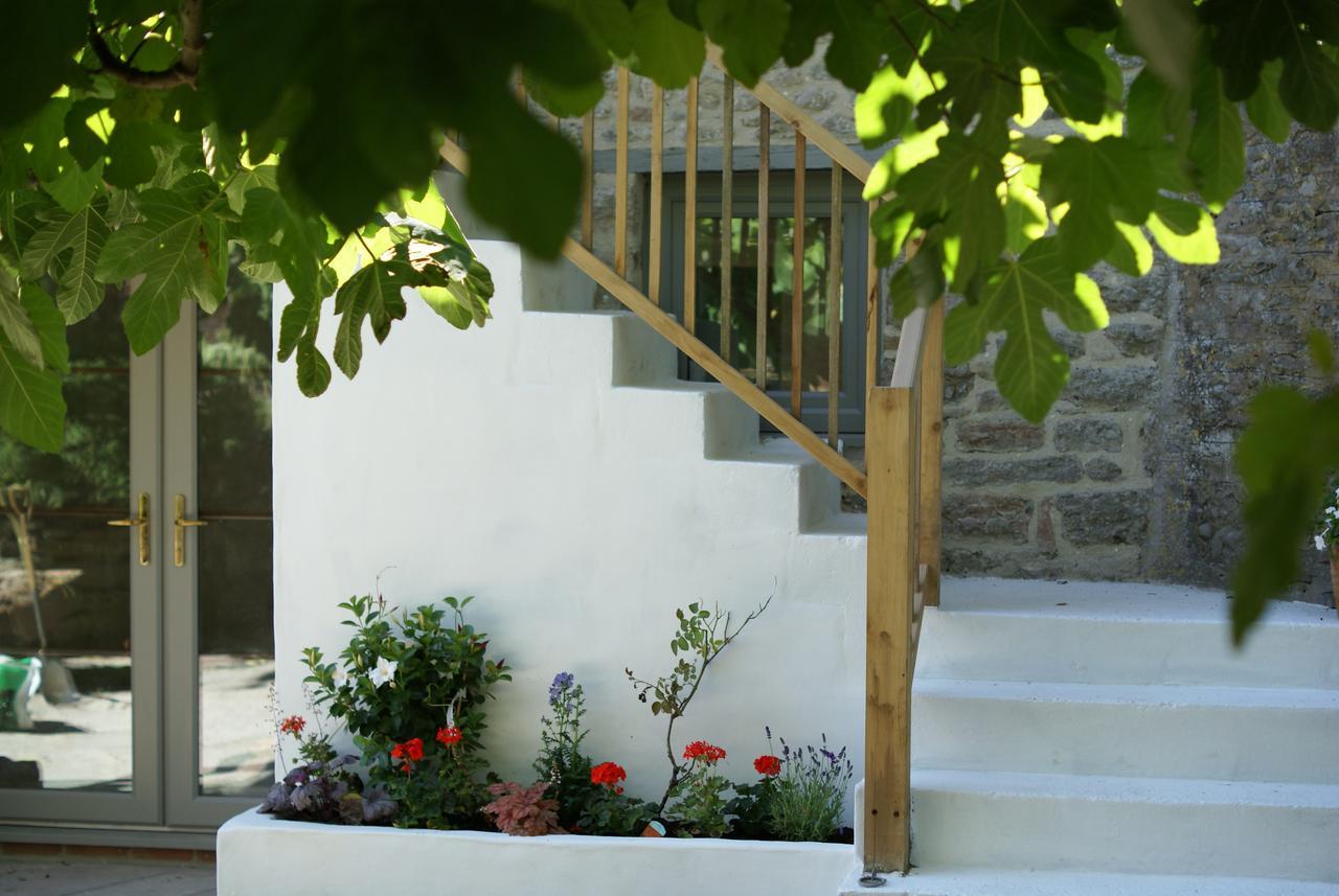 Westbury Cross House Bed & Breakfast Exterior photo