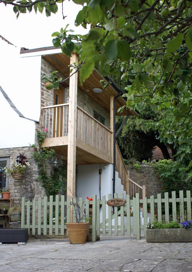 Westbury Cross House Bed & Breakfast Exterior photo
